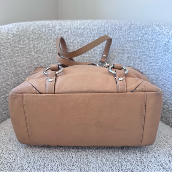 Coach Gallery Tan Leather Tote Bag – Style F11524 - Picture 15 of 16